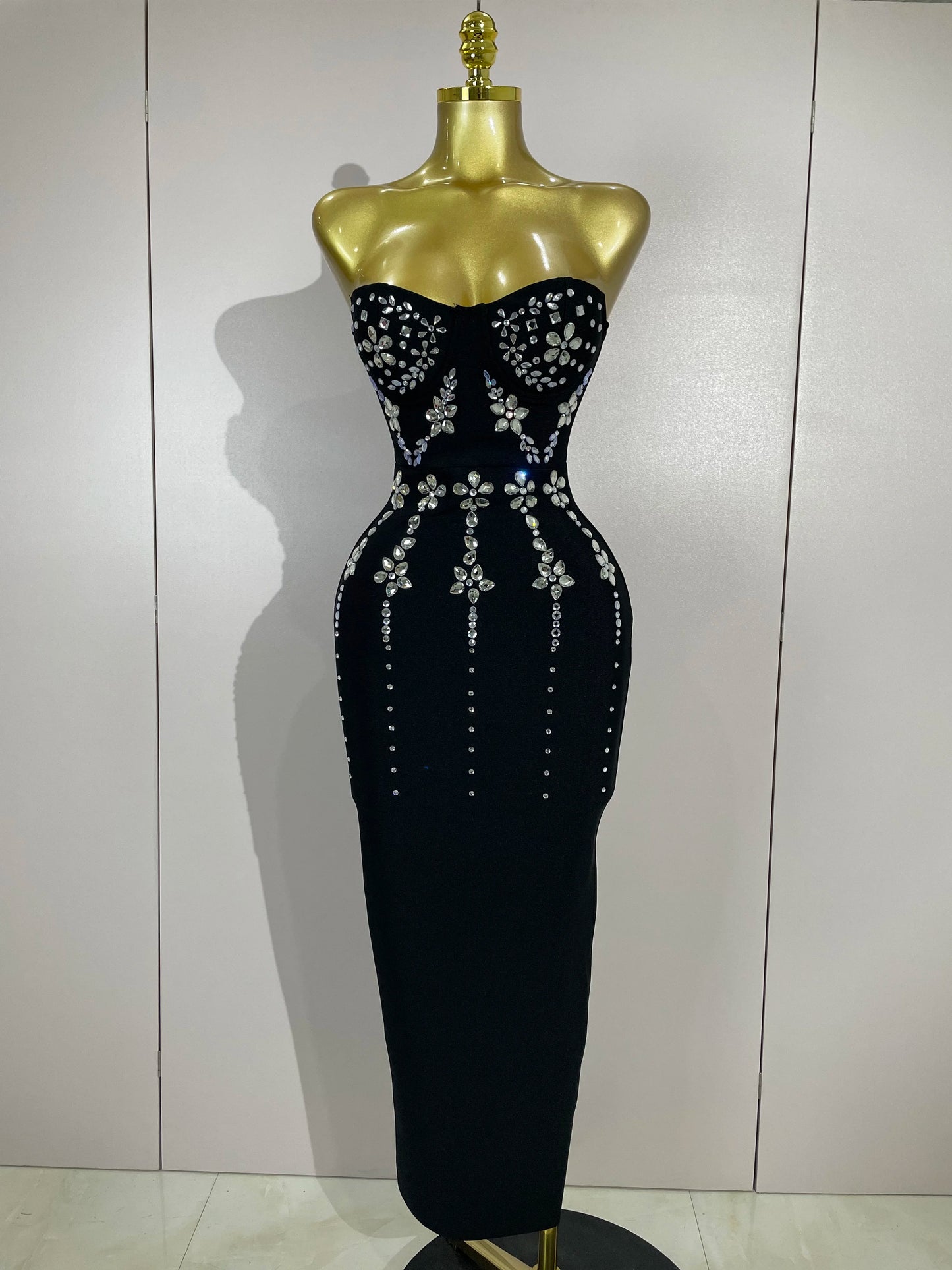 ✨ Luxury Red Diamond Strapless – Sparkly Bodycon Evening Dress