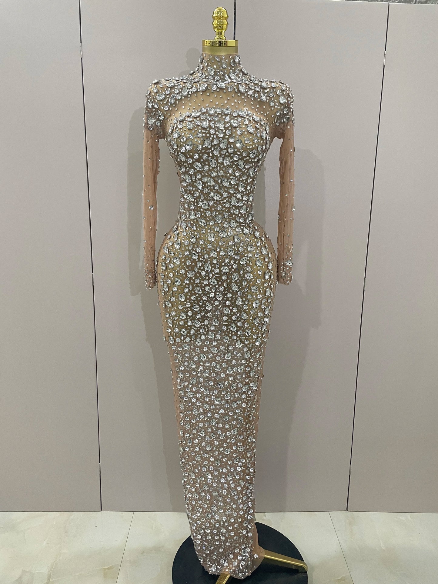 ✨Luxury Royal Silver Crystal Mesh Gown – Luxury Rhinestone Edition