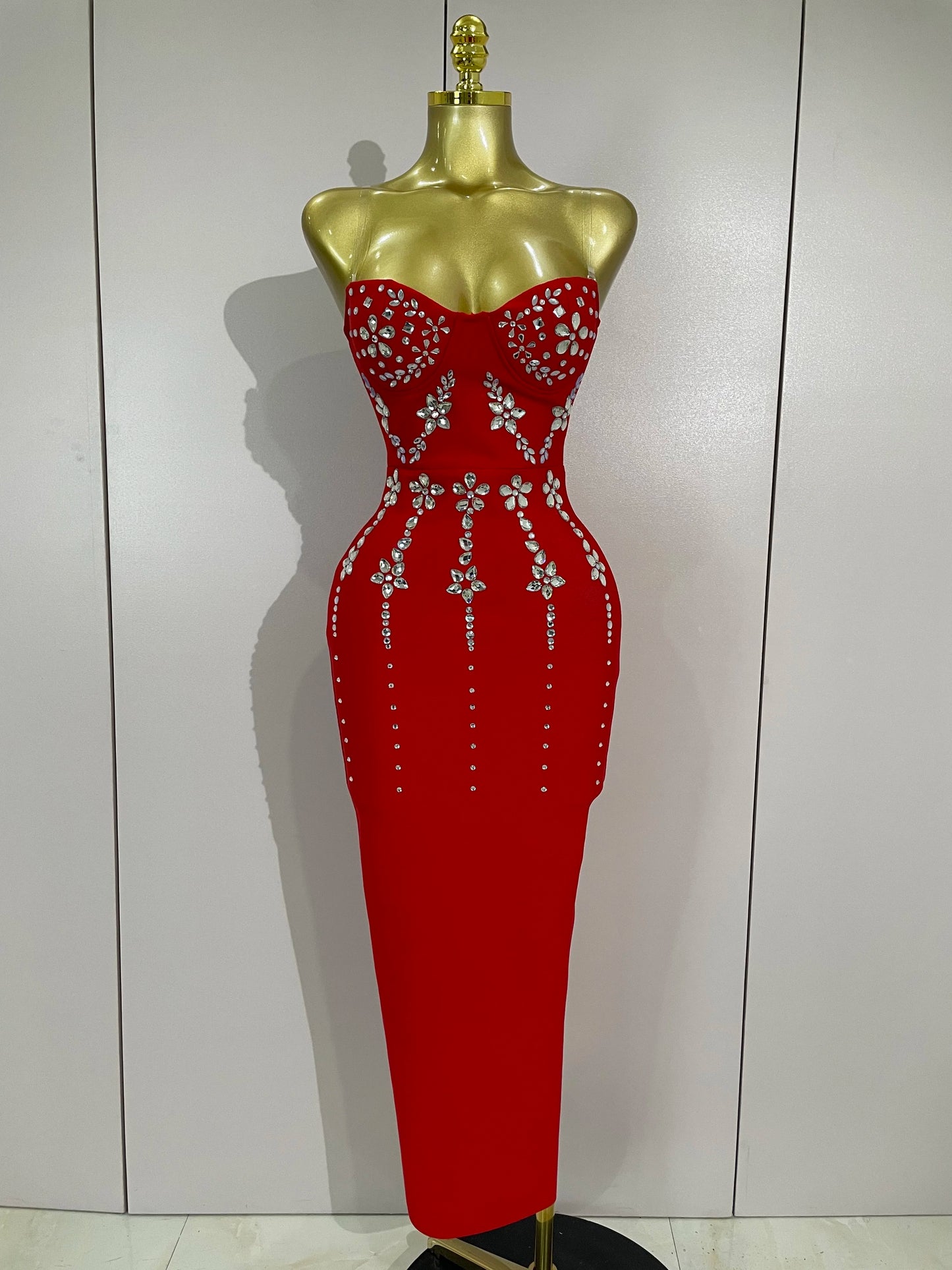 ✨ Luxury Red Diamond Strapless – Sparkly Bodycon Evening Dress