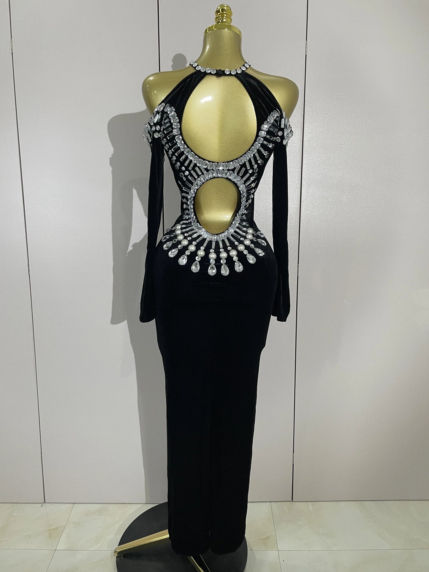 Luxury Sparkly Diamonds Black Velvet Hollow Out Long Sleeve Dress