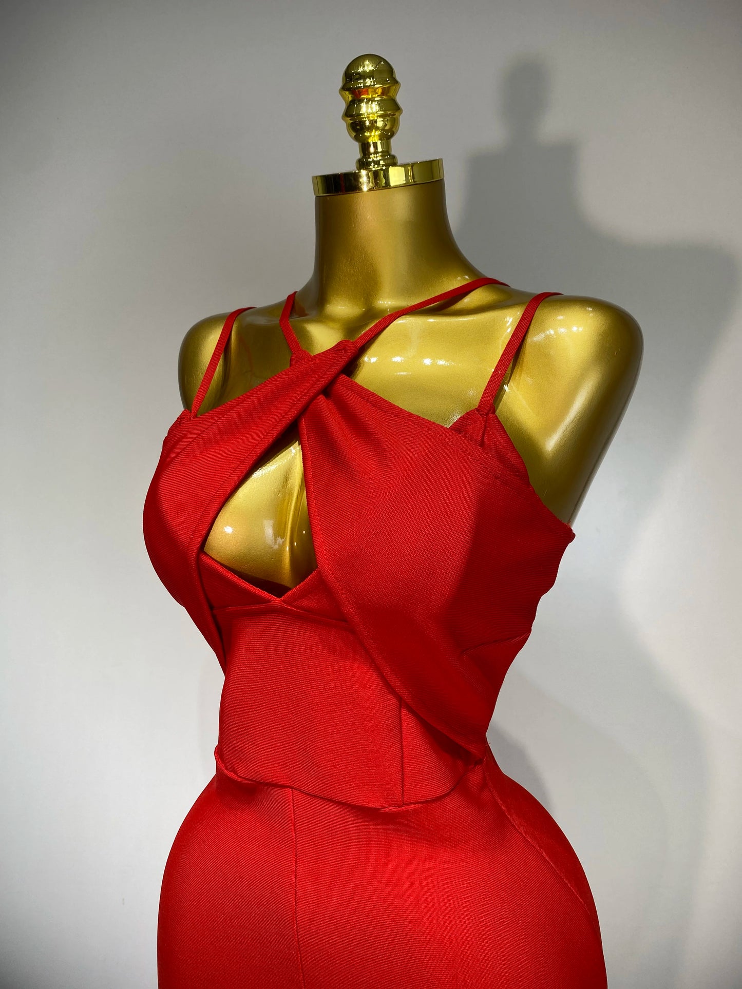 Women’s Sleeveless Backless Midi Bodycon Dress – Elegant Fit