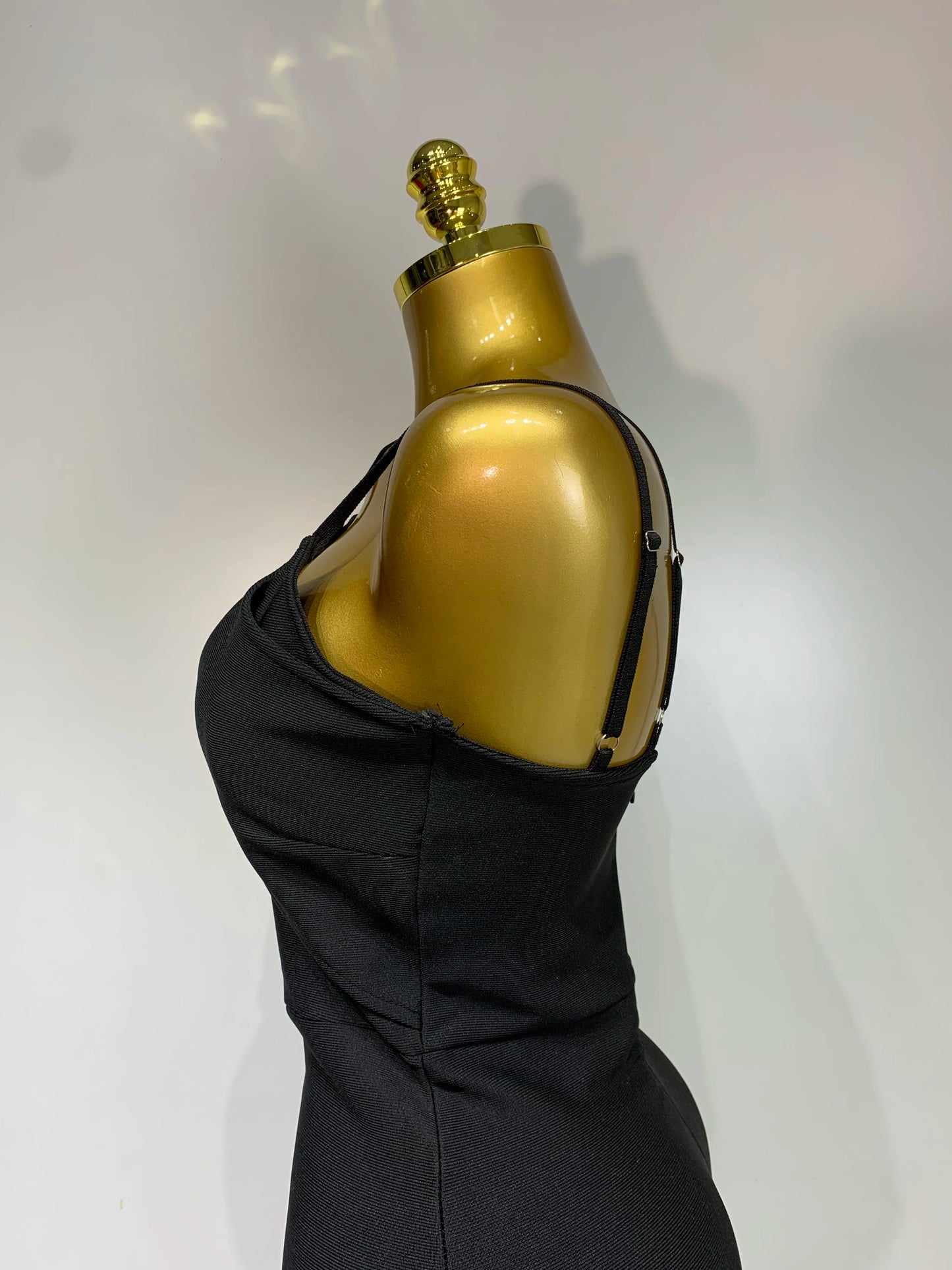 Women’s Sleeveless Backless Midi Bodycon Dress – Elegant Fit