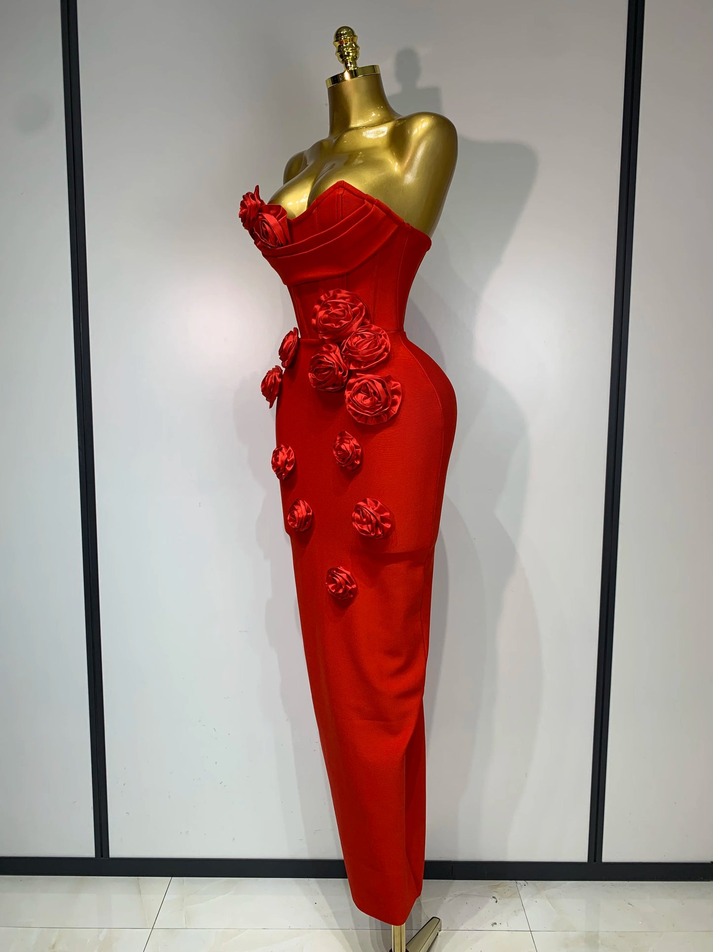 Strapless 3D Flower Bandage Maxi Dress Elegant Evening Gown with Detailed Floral Embellishments for Special Occasions